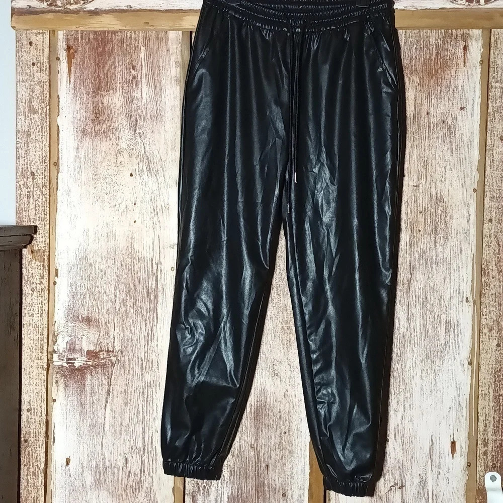 H&M Divided high rise elastic waist faux leather black jogger draw string size 8 - Picture 2 of 10